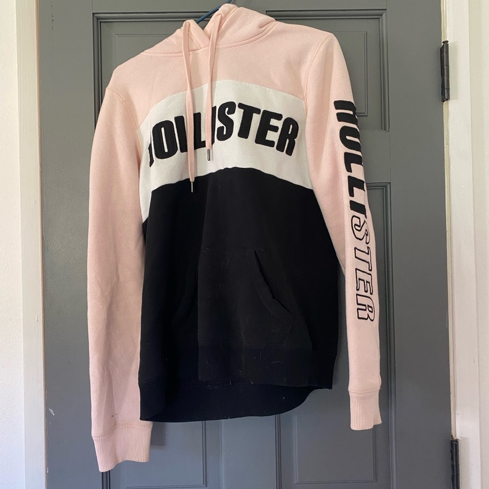 Hollister Pullover Hoodie